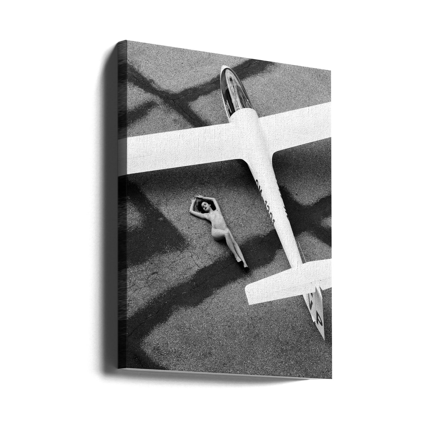 On the airport | Canvas