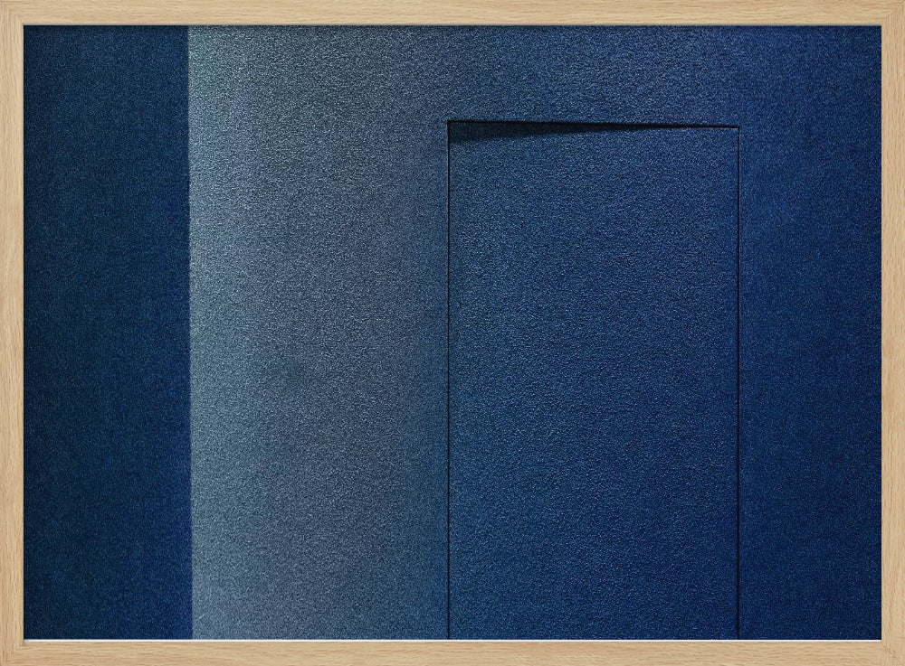 Blå minimalisme eller en hemmelig dør | Plakater - Kunsttryk