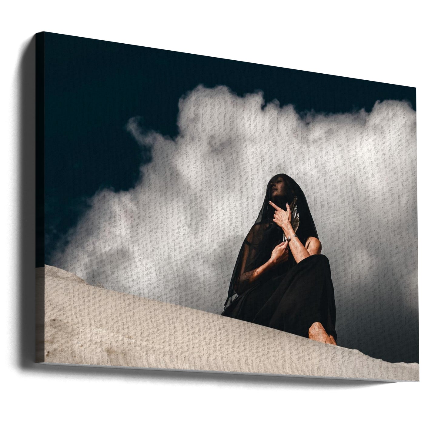 Gesluierd in sereniteit | Canvasprints