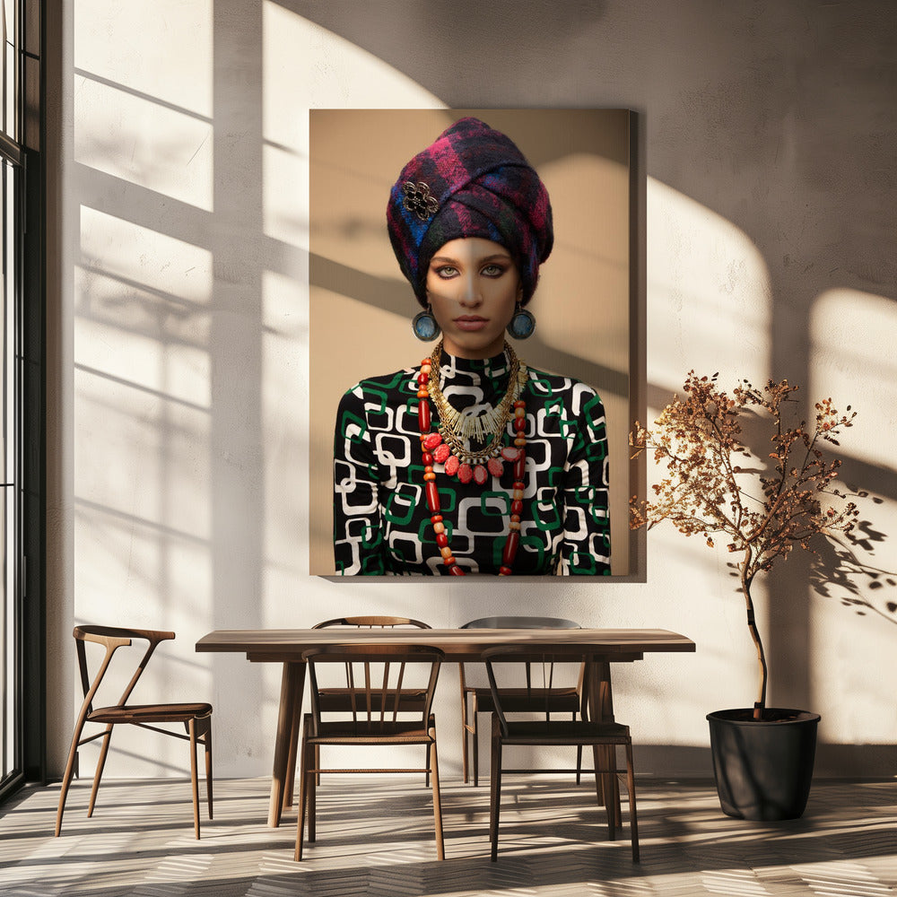 Zarina | Canvas