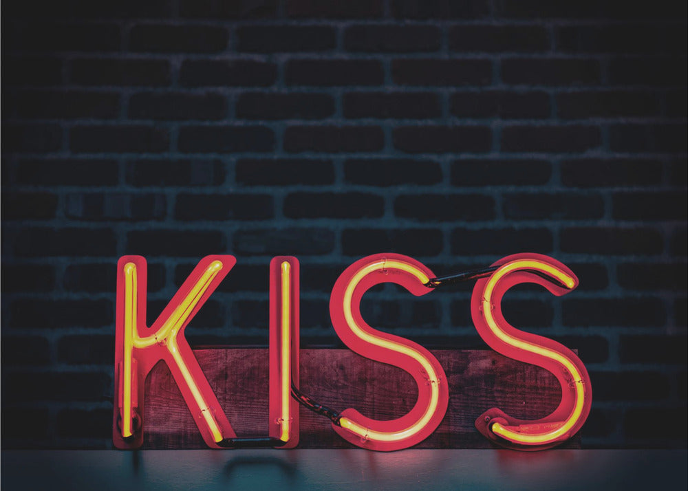 Kyss i neon | Fototapet