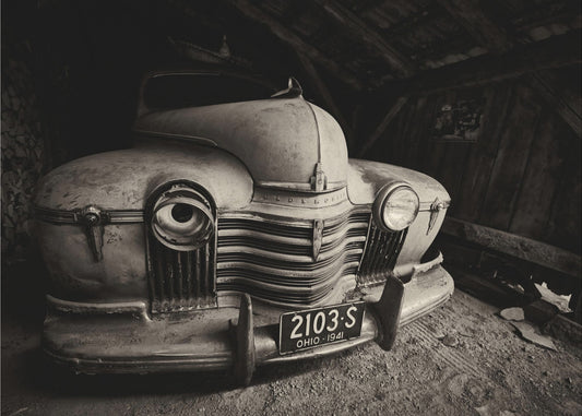 Ritrovamento in un fienile - Oldsmobile | Carta da Parati Fotografica